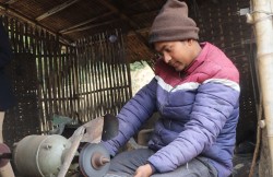 पुर्ख्यौली कालिगड पेसा संरक्षण गर्दै भोजपुरका युवा